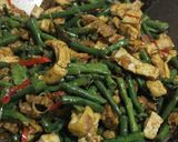 Foto langkah ke 4 dari resep Tumis kacang panjang tempe tahu pedas manis.