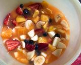 Foto del paso 2 de la receta: Ensalada de frutas!!🍎🍌🍊🍒🥝🍇🍑🍋