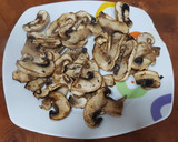 Foto del paso 3 de la receta: Solomillo en salsa de champiñones