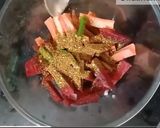 A picture of step 3 of Beetroot Carrot Kanji Vada.