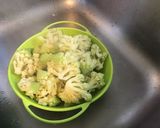 Une image de l'étape 9 de Salade tiède de chou romanesco au concombre et carpaccio de poulpe.
