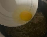 Gambar langkah 4 resipi Sup kentang dan telur.