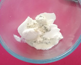 Foto del paso 1 de la receta: Canapés tartaletas de crema de queso azul