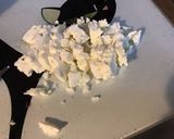 Une image de l'étape 5 de Chaudrons sanguinaires de salade composée (tomates,concombre,feta).