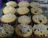 Foto langkah ke 6 dari resep Bolu panggang mini.