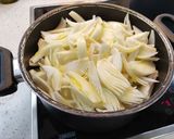 A picture of step 2 of Almost french onion soup.