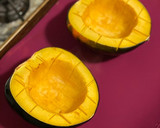 A picture of step 4 of Mashed Acorn Squash.
