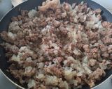Foto del paso 3 de la receta: Pizza sin amasar de pollo🍗, carne, carnes frías y queso🧀🍕🥩
