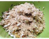 A picture of step 10 of Bhel Puri (Oil bhel).
