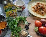 A picture of step 2 of Special Prawns masala gravy.
