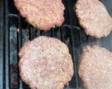 Foto del paso 5 de la receta: Hamburguesa a la parrilla