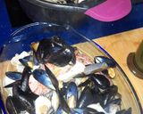 Foto del paso 9 de la receta: Mariscada al vapor de vino blanco. (Vaporada o marisco al vapor)