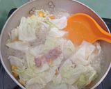 Foto langkah ke 3 dari resep Sup Wortel Jagung Kuah Telur.