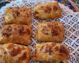 Foto del paso 6 de la receta: Cañas de hojaldre de jamón serrano, jamón york, quesos y sobrasada