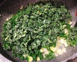 Foto del paso 4 de la receta Tortillitas de kale y quinoa thai
