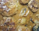 A picture of step 7 of Salisbury Steak.