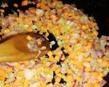 Foto del paso 3 de la receta: Arroz frito estilo asiático con pollo