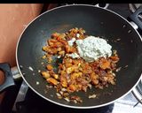 फ्लाॅवर बटाटा भाजी (Flower Batata Bhaji Recipe In Marathi) रेसिपी स्टेप 3 फोटो 