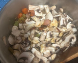 Foto del paso 5 de la receta: Pechuga de pollo con champiñones y apio