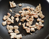Foto del paso 2 de la receta: Bistecs de puerco a la mexicana fácil y rápida