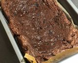 Foto langkah ke 4 dari resep Gooey Chocolate Brownie.