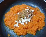 A picture of step 7 of Carrot Halwa Shots.