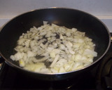 Foto del paso 4 de la receta: Sobres de masa filo rellenas de carne de las sobras del cocido