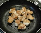 Foto langkah ke 3 dari resep Tumis terong ayam madu saus tiram.