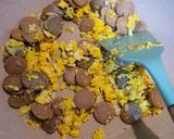 Foto langkah ke 2 dari resep Mie Goreng Telur Asin.