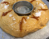 Foto del paso 6 de la receta: Roscón de reyes especial con relleno de chantilly