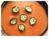 A picture of step 18 of Stuffed Palak kofta curry.