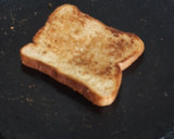 இஞ்சி பூண்டு பிரட் டோஸ்ட் (Inji poondu bread toast recipe in tamil) ரெசிபி ஸ்டேப் 2 புகைப்படம்