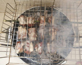 Foto del paso 19 de la receta: Hígado de cordero con crepinette a la brasa en varillas de laurel
