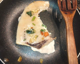 Foto del paso 5 de la receta: Pez espada con judías redondas y pizca de ensaladiña de rustrido