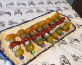 Une image de l'étape 5 de Minis brochettes tomates, olives et anchois marinés.