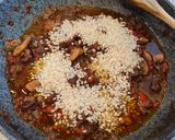Foto del paso 5 de la receta: Arroz con venado y champiñones