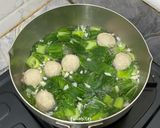 Foto langkah ke 3 dari resep Pakcoy Bakso Kuah Bening.