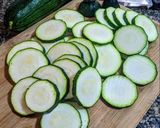 Foto del paso 1 de la receta: ANTIPASTO De Calabacín🥒 con Vinagreta dulce de Perejil...!🌿