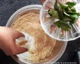 A picture of step 1 of Crispy onion pakoda.