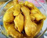 Foto langkah ke 5 dari resep Ayam Bumbu Kuning (Ayam Ungkep).