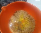 A picture of step 5 of Caramelized onions chicken burger.