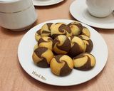 A picture of step 10 of Duzatay Sweets (Turkish Swirl Cookies).