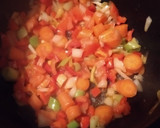Foto del paso 2 de la receta: Guiso de habas con costilla