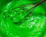 Foto langkah ke 2 dari resep Chiffon Cake Pandan 8 telur.