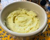 Une image de l'étape 9 de Purée de pommes de terre à l'ail et à la crème.