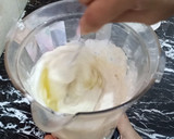 A picture of step 2 of Roti Jaala.