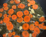 Foto del paso 4 de la receta: Medallones de merluza guisados con patatas
