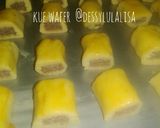 Foto langkah ke 5 dari resep Kue wafer #bikinramadhanberkesan (30).