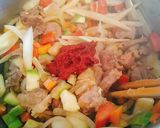 Hình bước làm 3 của món Lagman Uzbekistan
