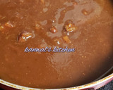 A picture of step 3 of Tamarind dates chutney.